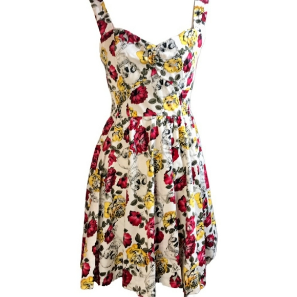 Hot Topic Dresses & Skirts - Rockabilly Guns N Roses Sweetheart Dress
